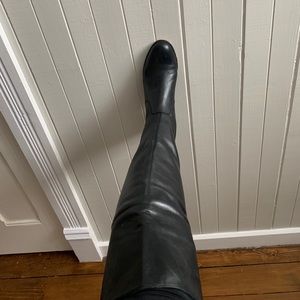 Vera wang black leather boots